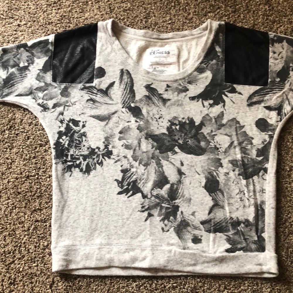 3/4 length sweatshirt type material from express